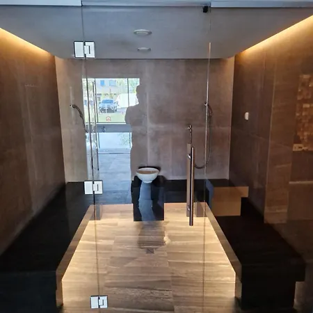 Porty C120 Kasprowicza Pool Sauna Parking *