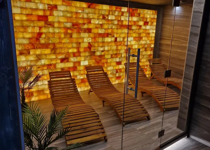 Porty C120 Kasprowicza Pool Sauna Parking